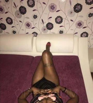 Alesia escort Praha